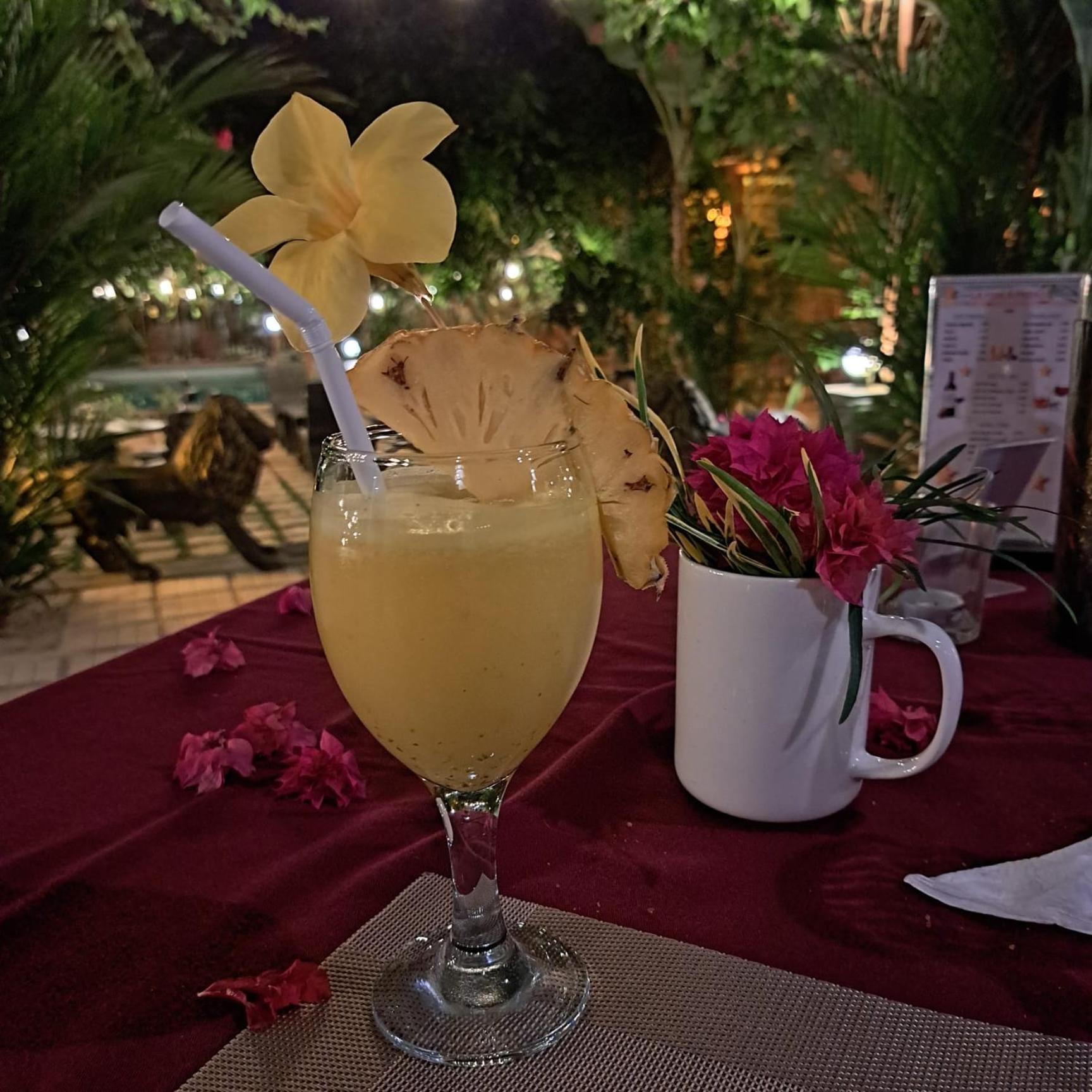 La Perla Bentota Hotel Luaran gambar